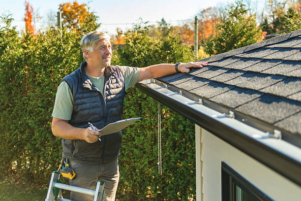 Professional Emergency Roof Repair technician working in Saint Edward, NE